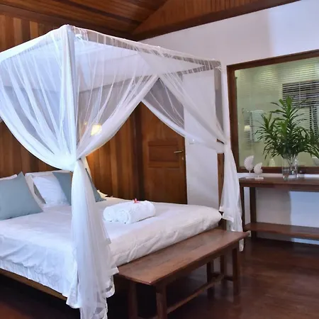 Bobocha Siladen Hotel Bunaken Exterior photo